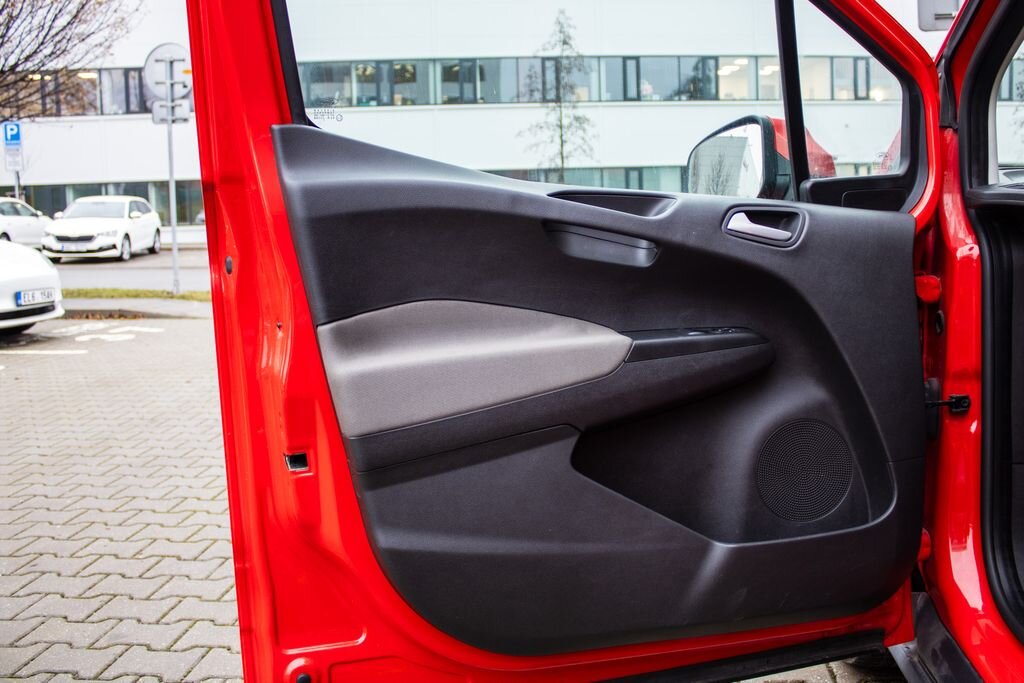 Ford Tourneo Courier MPV 998,0 74 kw