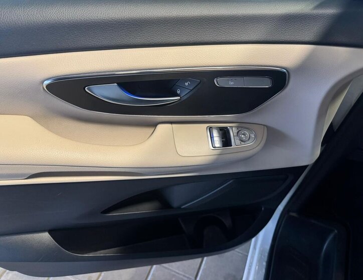 Mercedes-Benz Třídy V 10