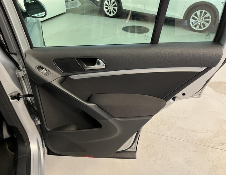 Volkswagen Tiguan SUV 2,0 l 103 kw