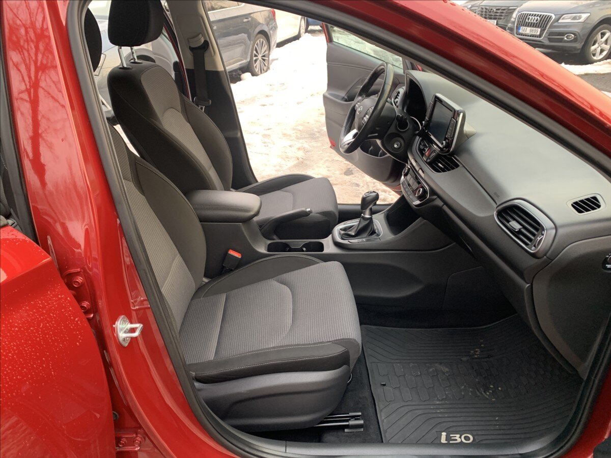 Hyundai i30 Kombi 998,0 88 kw