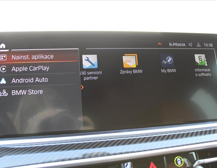 BMW X5 SUV / Terénní 4,4 l 390 kw