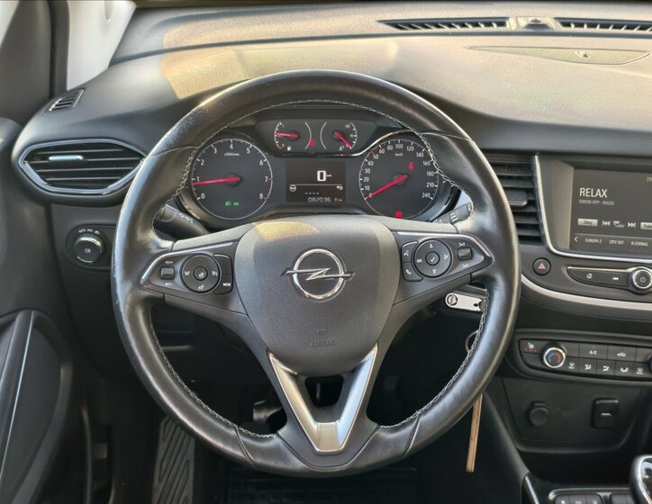 Opel Crossland SUV 1,2 l 60 kw