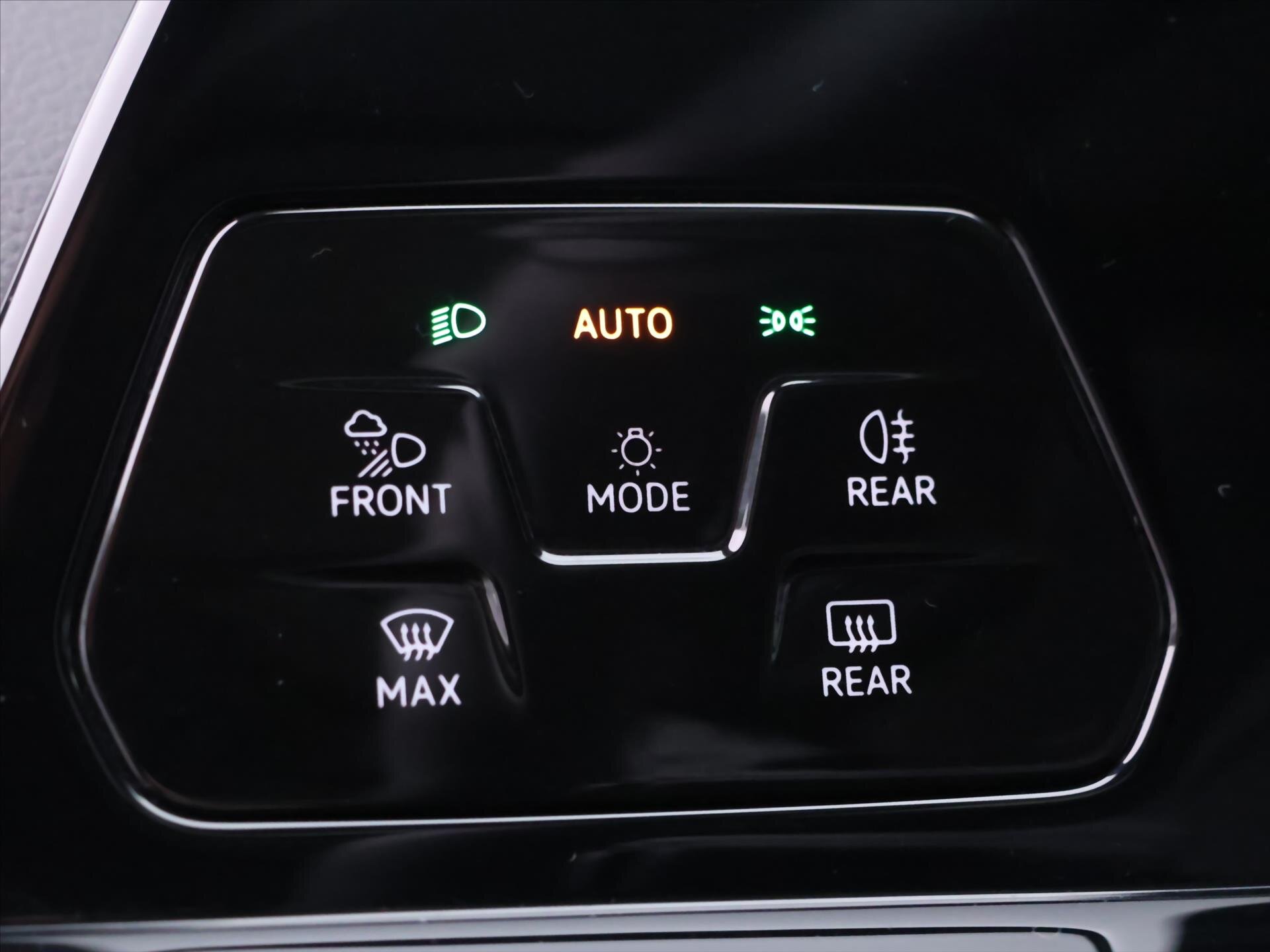 Volkswagen Golf Kombi 2,0 l 110 kw