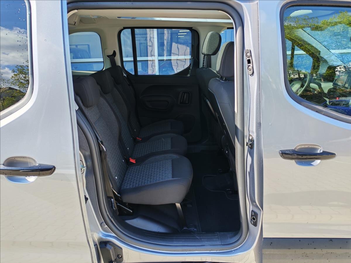 Peugeot Rifter MPV 1,5 l 96 kw