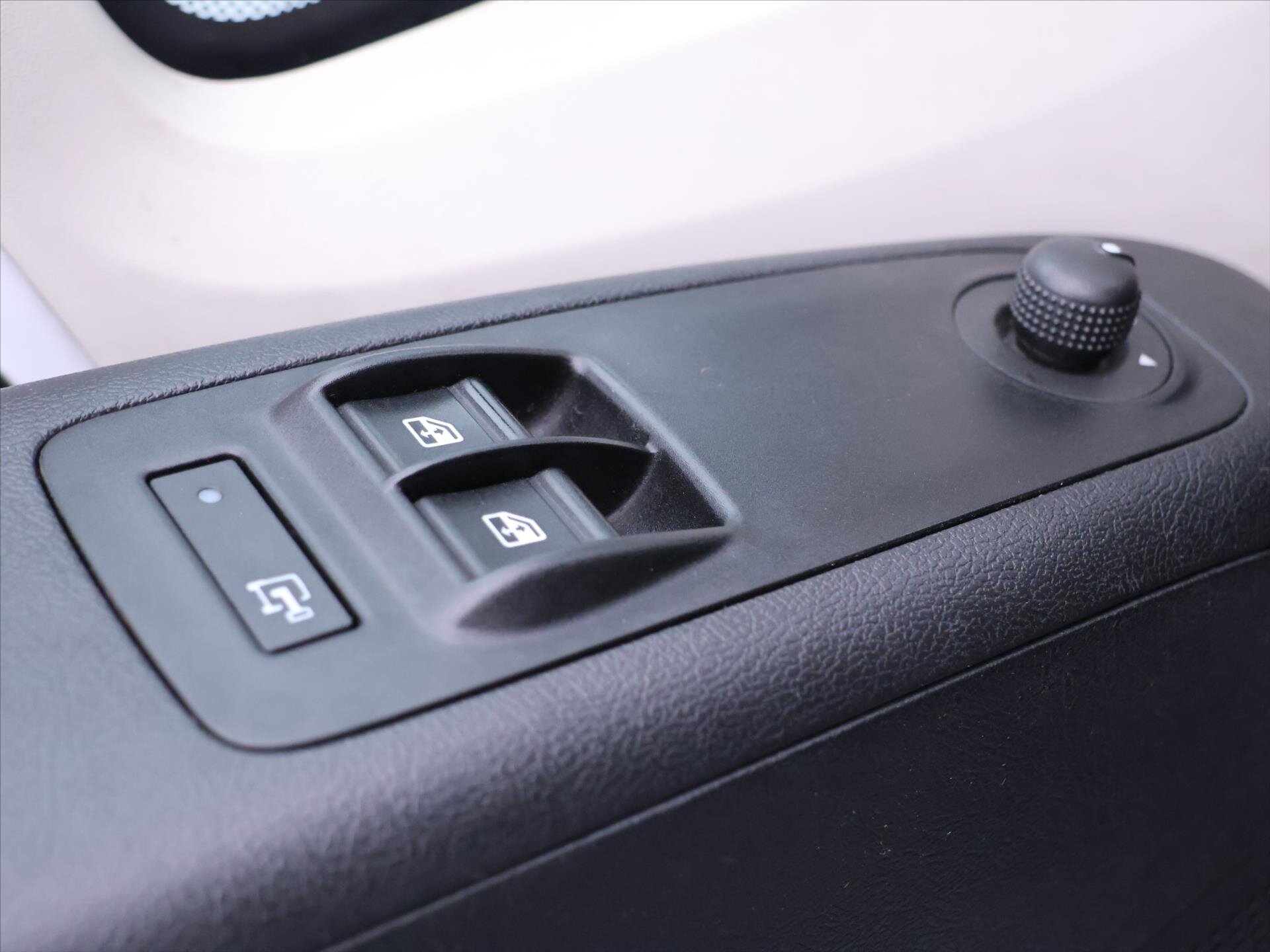 Peugeot Boxer Ostatní 2,2 l 103 kw