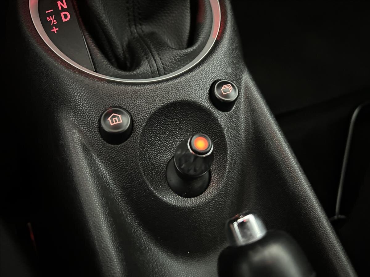 Mini Cooper Hatchback 1,6 l 90 kw