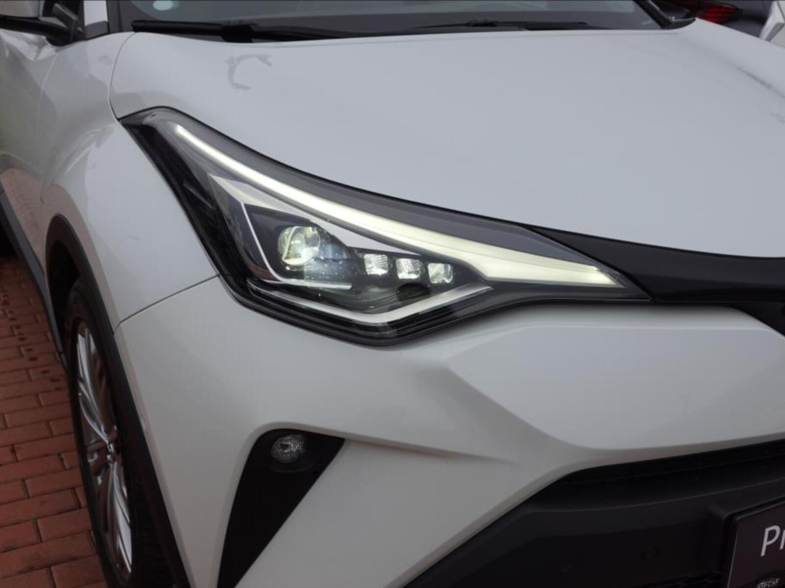 Toyota C-HR 35