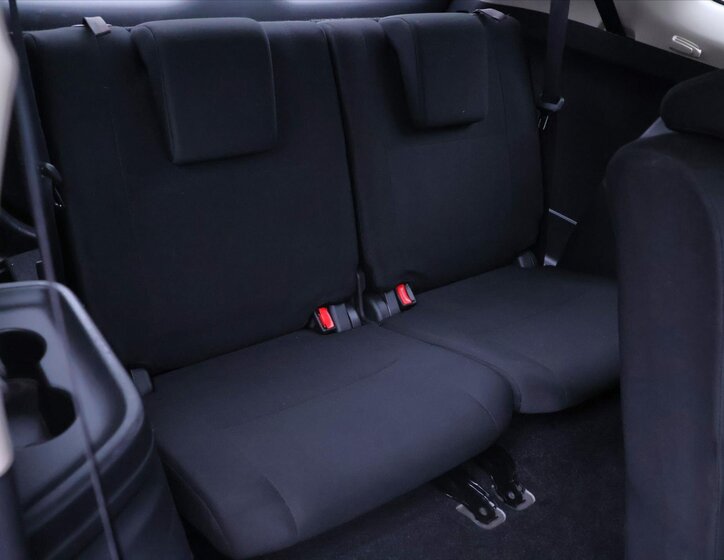 Mitsubishi Outlander 15