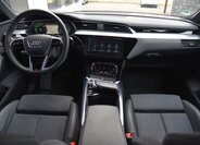 Audi e-tron SUV 0,0 300 kw