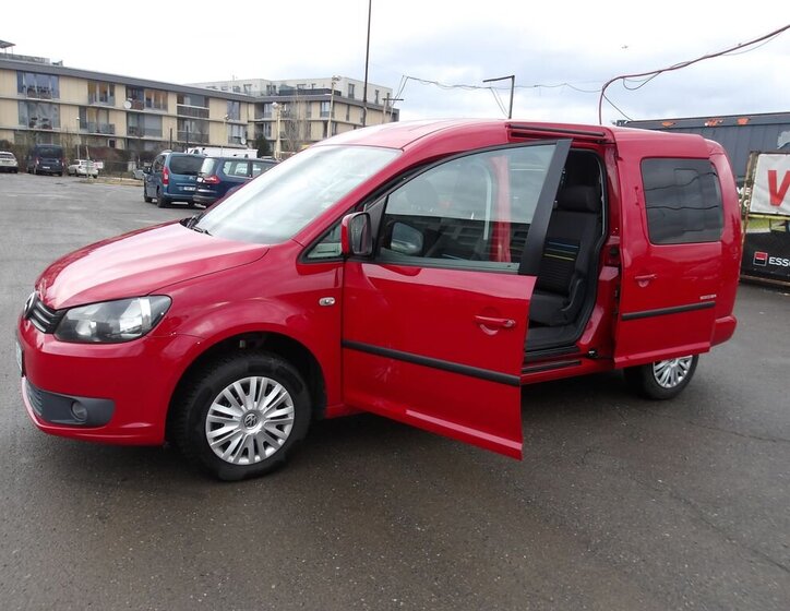 Volkswagen Caddy Skříň 1,6 l 75 kw