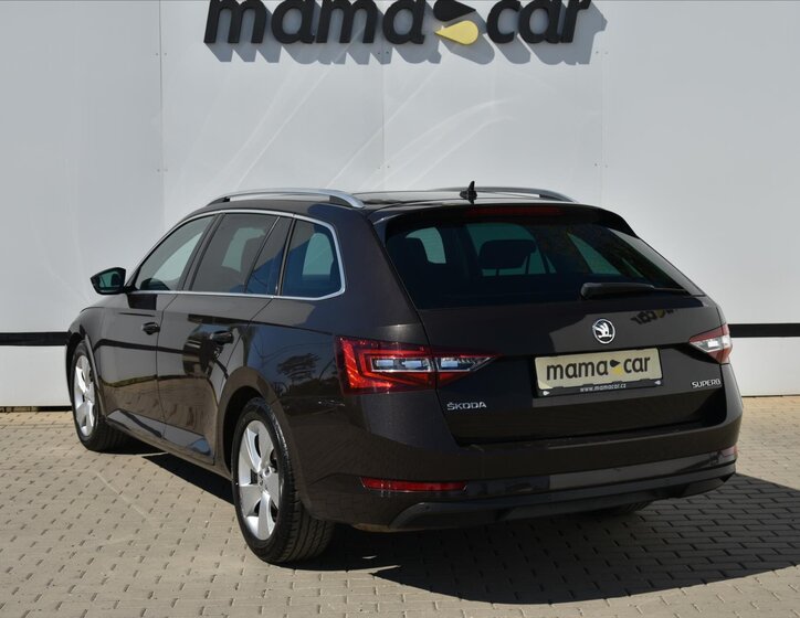 Škoda Superb Kombi 2,0 l 140 kw
