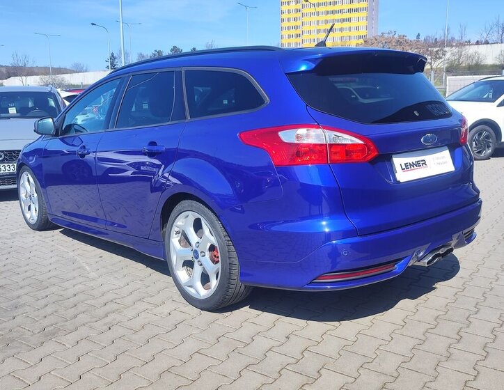 Ford Focus Kombi 2,0 l 218 kw