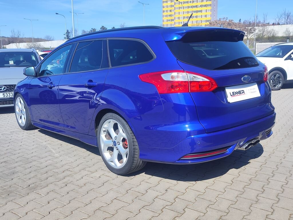 Ford Focus Kombi 2,0 l 218 kw