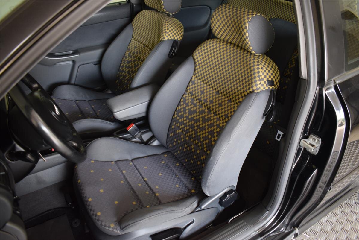 Audi A3 Hatchback 1,6 l 74 kw