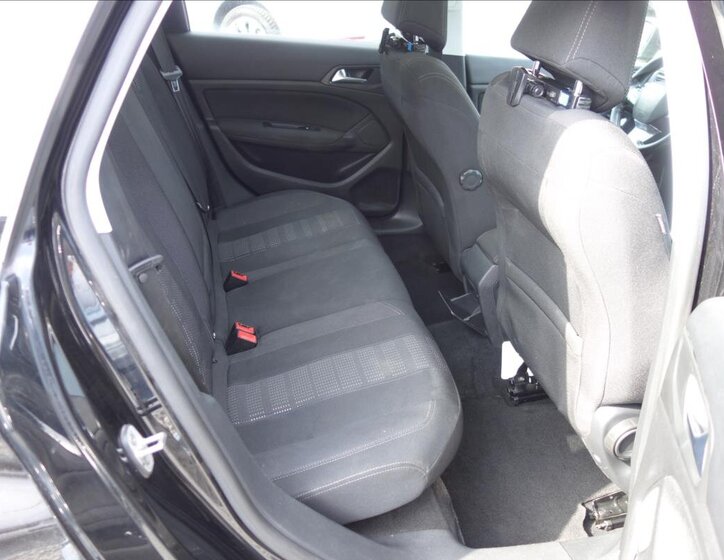 Peugeot 308 Kombi 1,6 l 88 kw