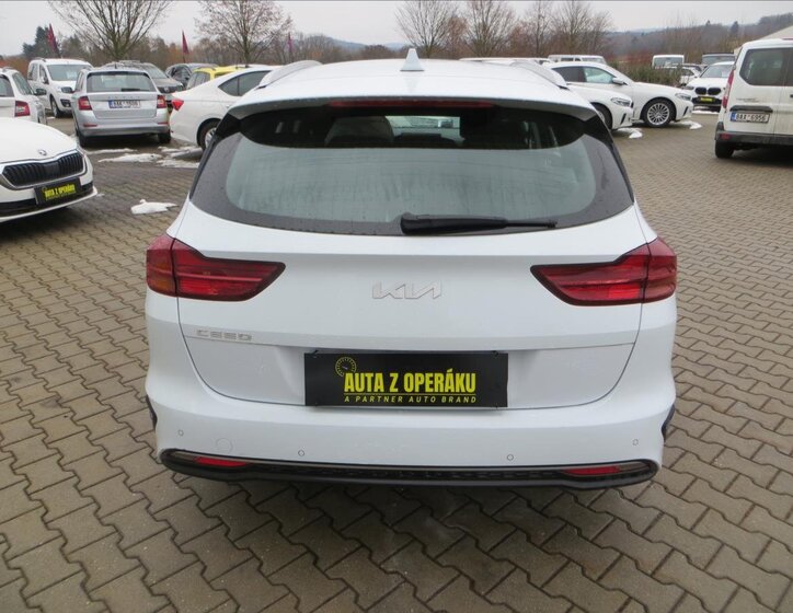 KIA Ceed Kombi 998,0 73 kw