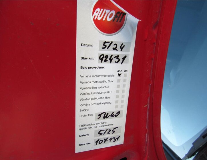 Suzuki Splash Hatchback 996,0 48 kw