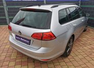 Volkswagen Golf Kombi 1,6 l 77 kw