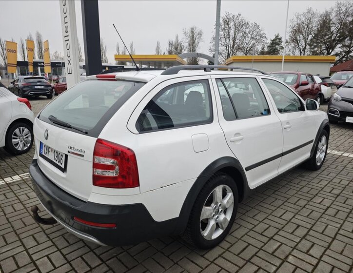 Škoda Octavia Kombi 2,0 l 103 kw