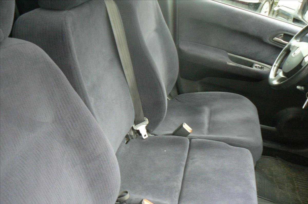 Honda FR-V Kombi 2,2 l 103 kw