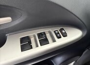 Toyota Urban Cruiser Hatchback 1,3 l 74 kw