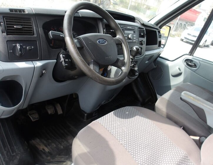 Ford Transit Skříň 2,2 l 63 kw