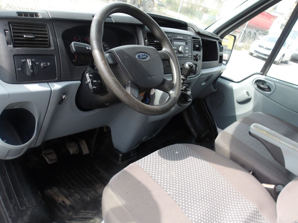 Ford Transit Skříň 2,2 l 63 kw