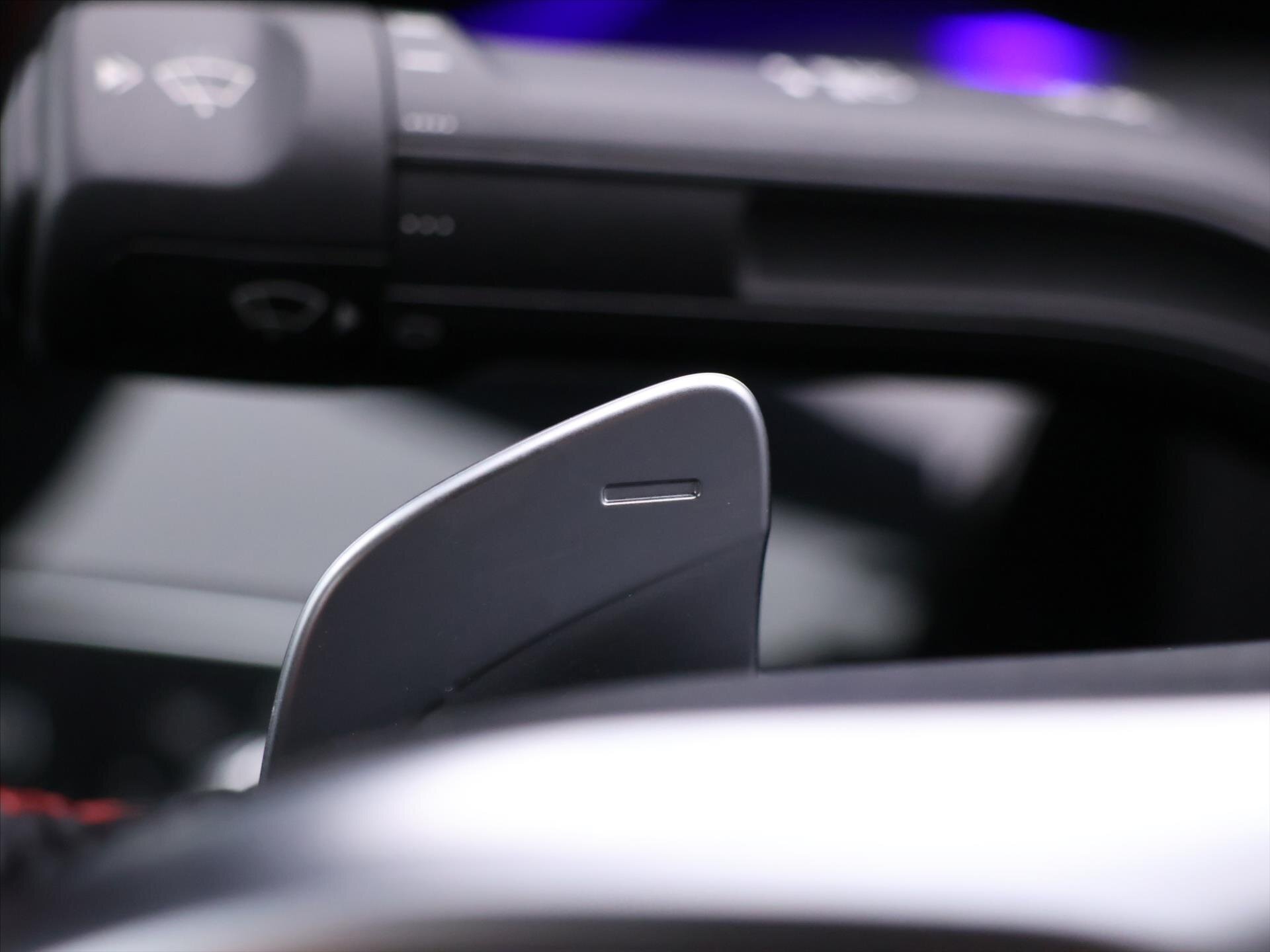 Mercedes-Benz Třídy A Sedan / Limuzína 1,3 l 118 kw