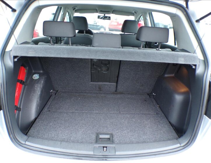 Volkswagen Golf Plus Kombi 1,6 l 75 kw