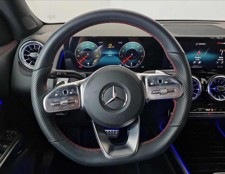 Mercedes-Benz GLB SUV 1,3 l 120 kw