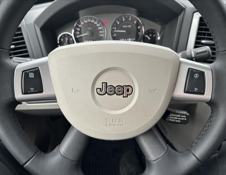 Jeep Grand Cherokee 21