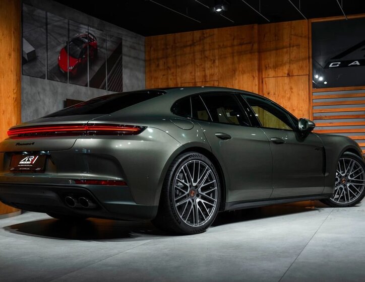 Porsche Panamera 30