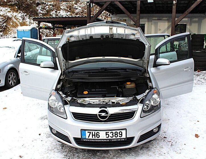 Opel Zafira 27