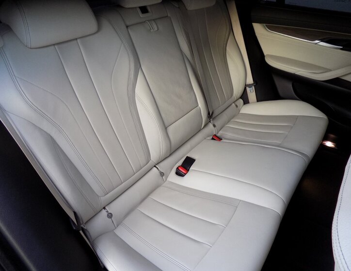 BMW X6 SUV / Terénní 3,0 l 190 kw