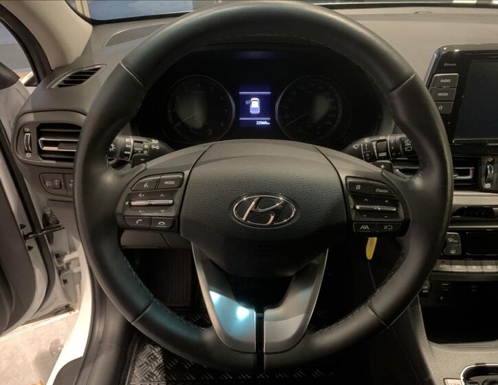 Hyundai i30 24