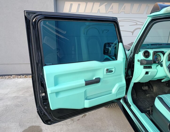 Suzuki Jimny SUV 1,5 l 75 kw