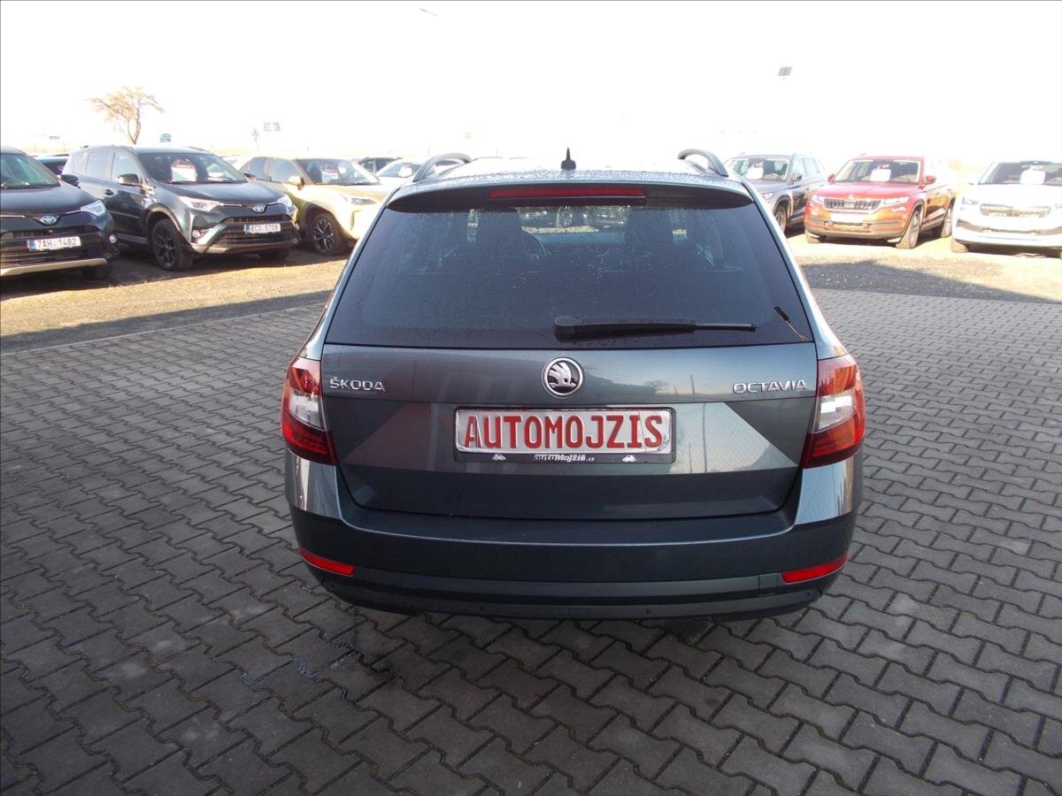 Škoda Octavia Kombi 1,6 l 85 kw