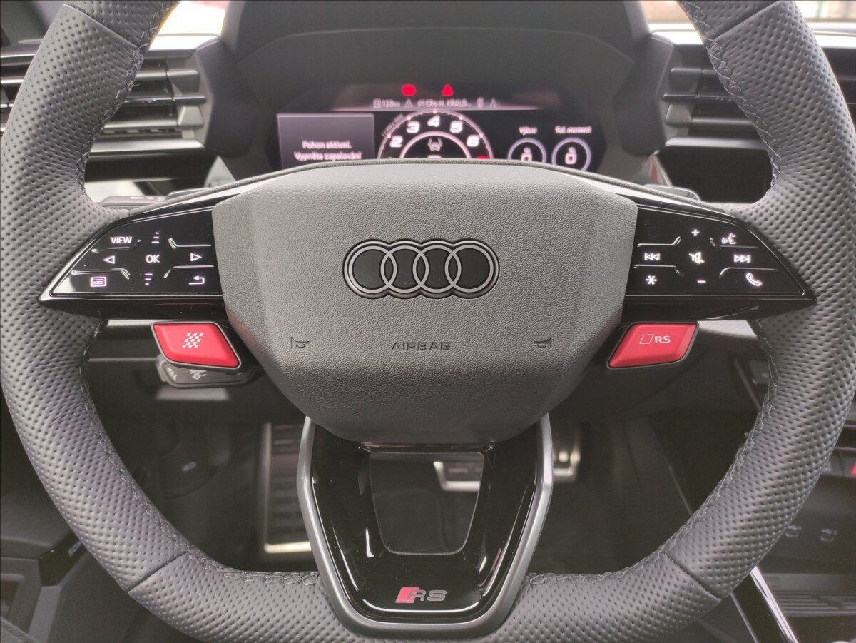 Audi RS 3 Ostatní 2,5 l 294 kw