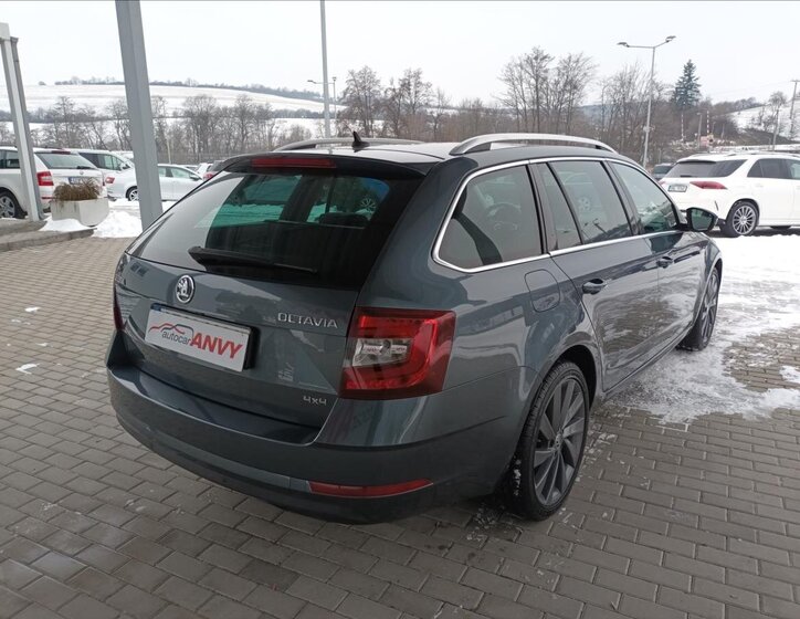 Škoda Octavia Kombi 2,0 l 135 kw