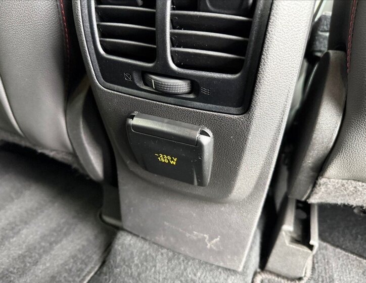 Ford Kuga SUV / Terénní 2,0 l 132 kw