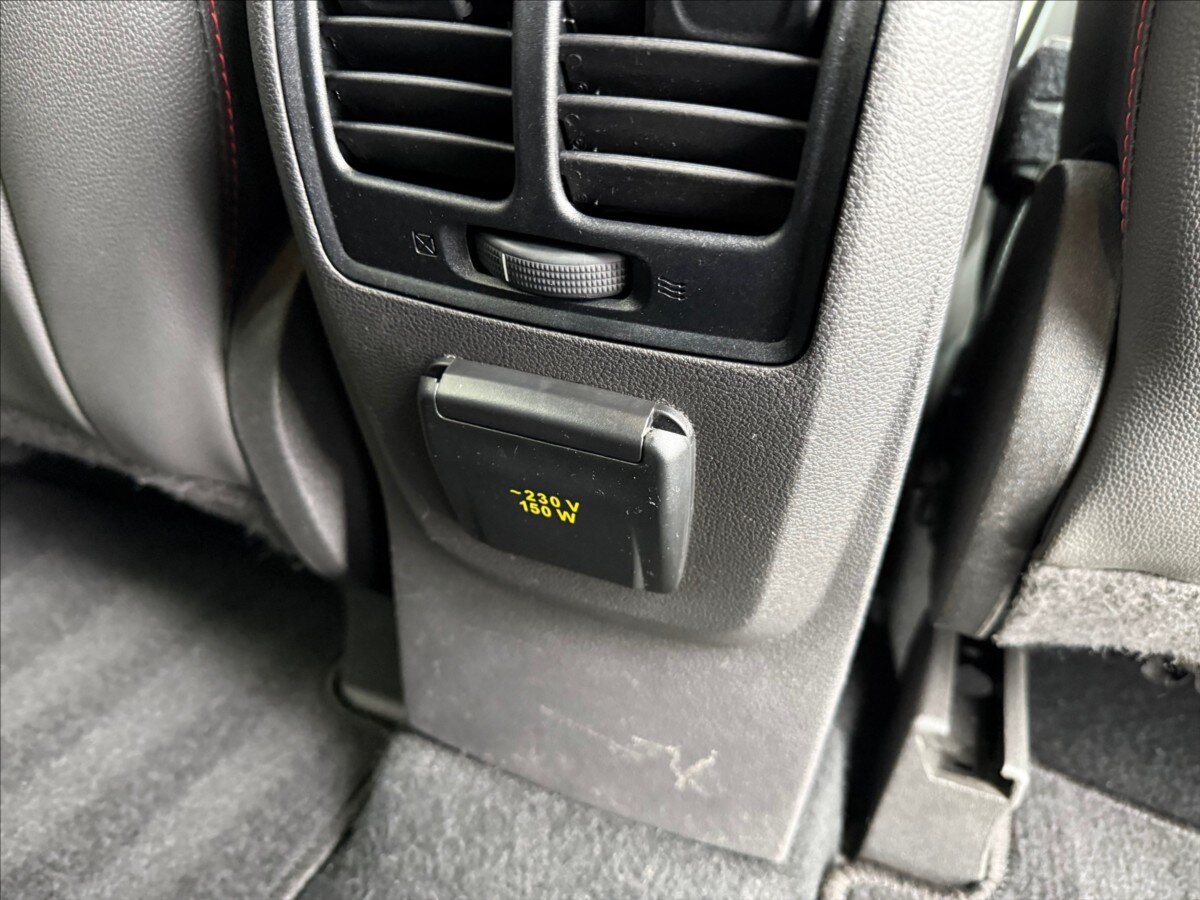 Ford Kuga SUV / Terénní 2,0 l 132 kw