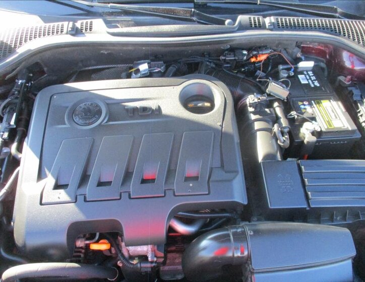 Škoda Octavia Sedan / Limuzína 2,0 l 103 kw