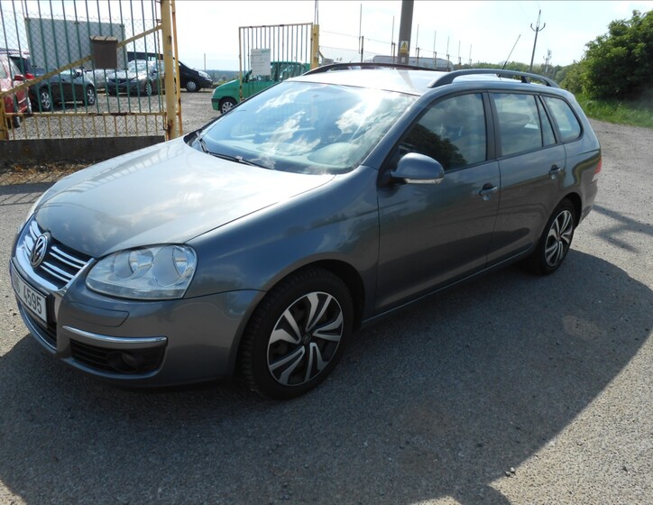 Volkswagen Golf 1