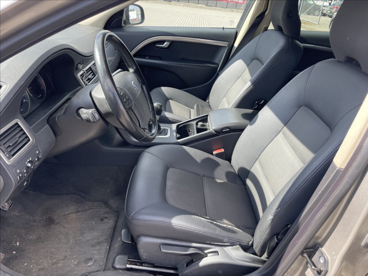 Volvo V70 Kombi 2,0 l 100 kw