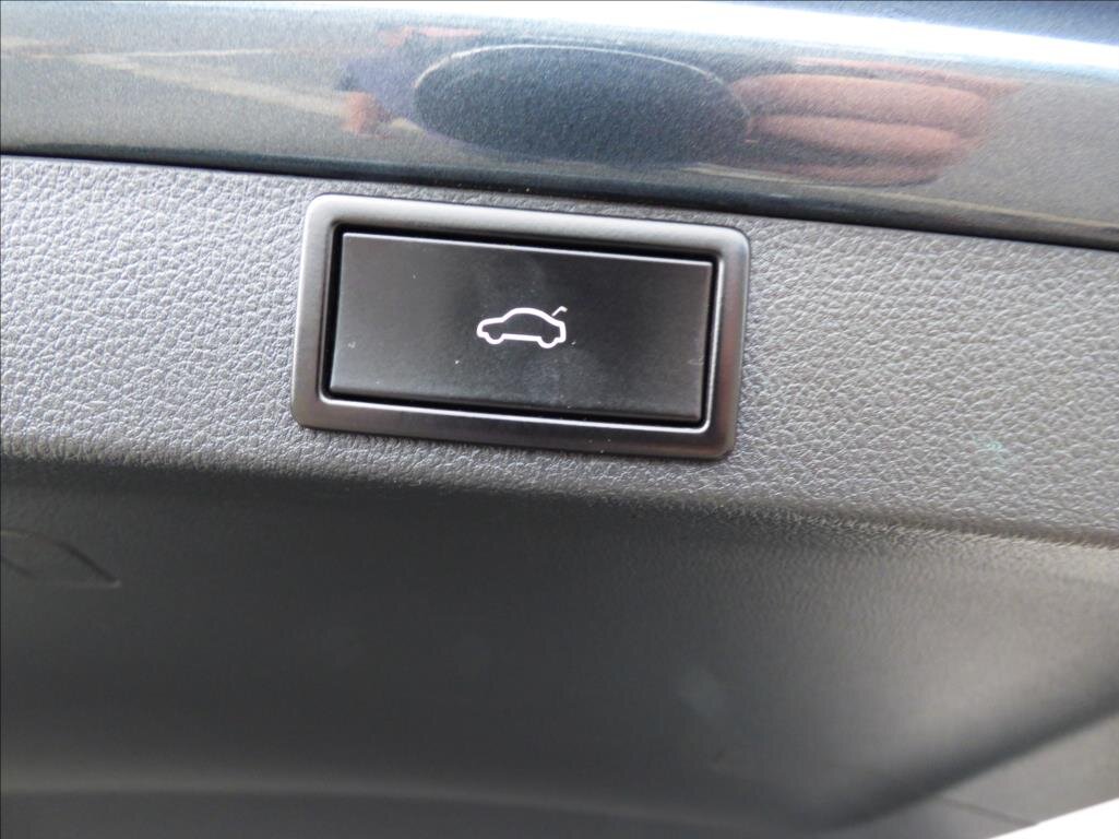 Škoda Octavia Kombi 2,0 l 85 kw