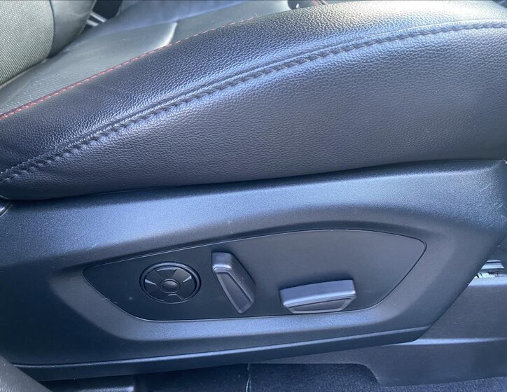 Ford Explorer SUV / Terénní 3,0 l 267 kw