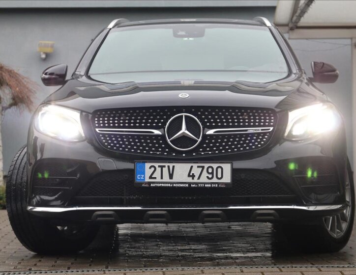Mercedes-Benz GLC SUV / Terénní 3,0 l 270 kw