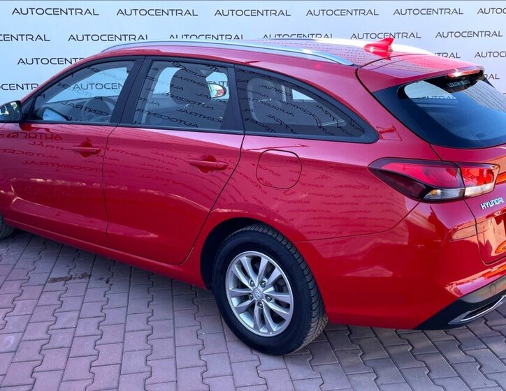 Hyundai i30 Kombi 998,0 88 kw