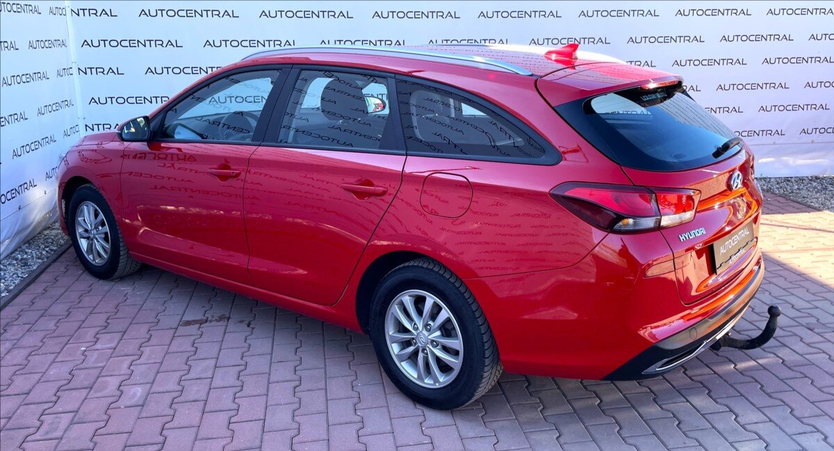 Hyundai i30 Kombi 998,0 88 kw