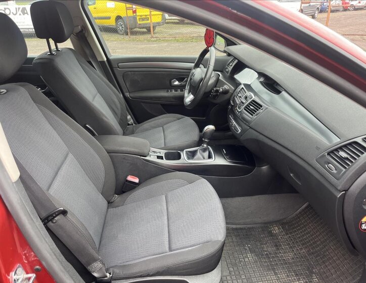 Renault Laguna Liftback 1,5 l 81 kw